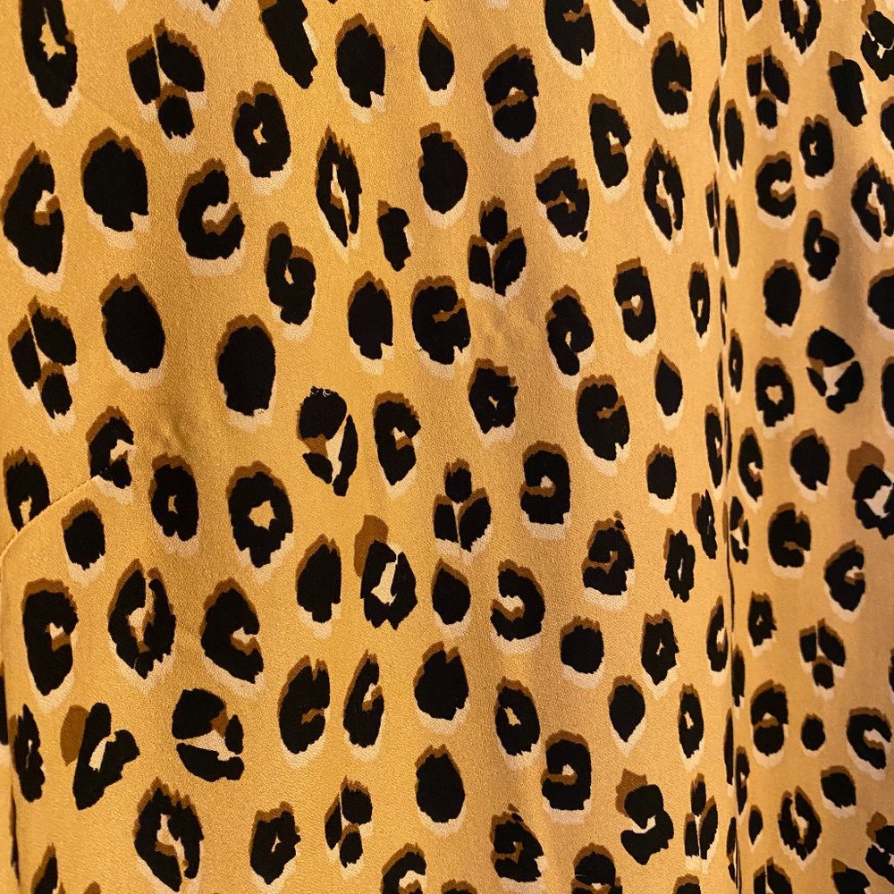 Breezy Casual Leopard Print Top - Picture 3 of 5